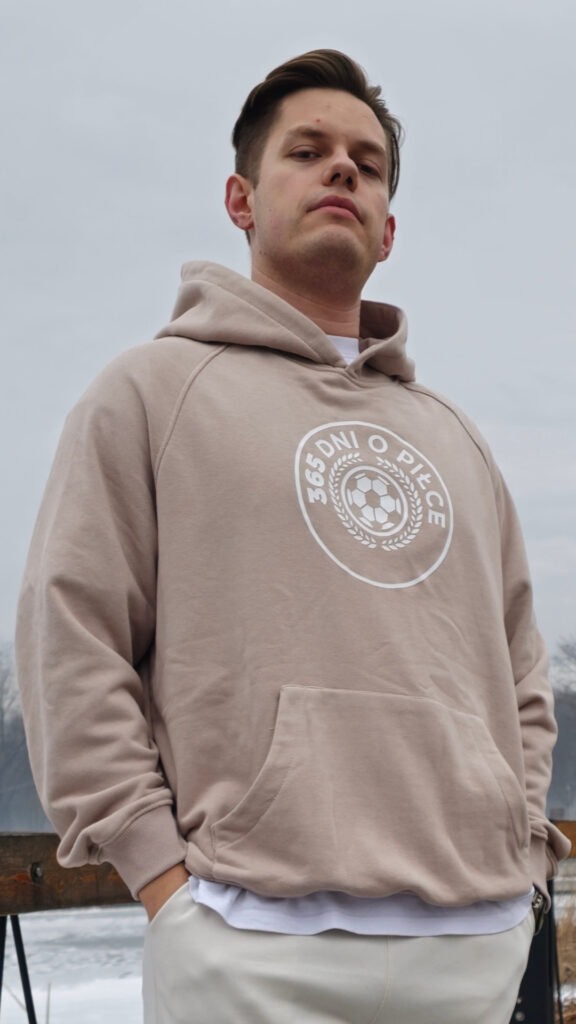 bluza beżowa oversize