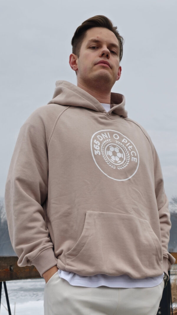 bluza bezowa logo 1 bluza beżowa oversize