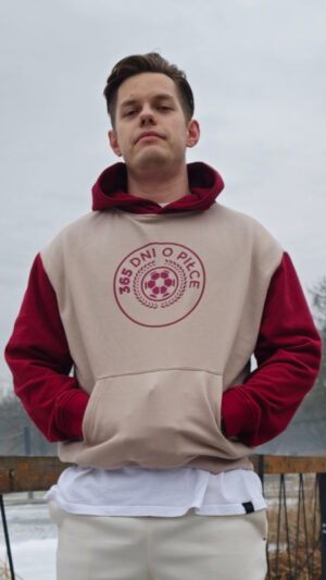 bluza oversize beżowa z kapturem